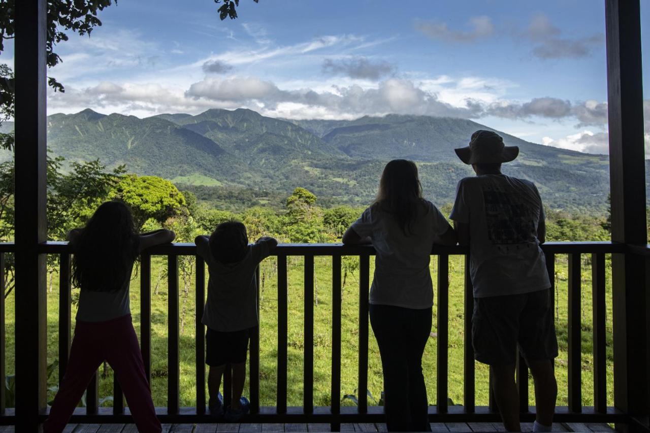 "Hana'S Celeste Retreat" Large Modern Villa Sleeps 6 On 20 Acres Of Nature! 비자구아 외부 사진